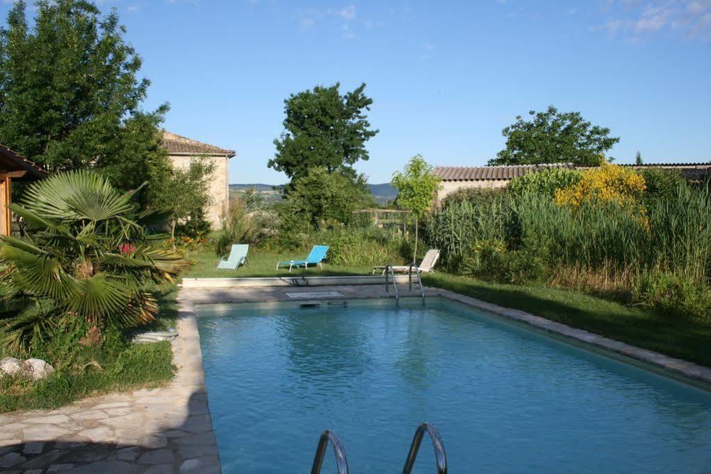 Auberge La Plaine Chabrillan Exterior foto